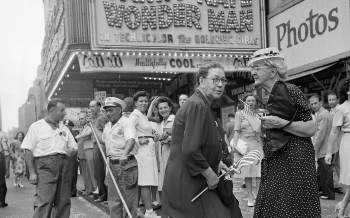 stoller Times Square, New York, VE Day,