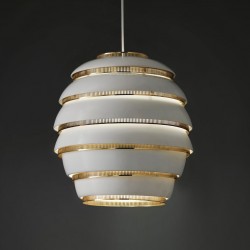 AlvarAalto Beehive light lamp ceiling