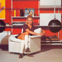 Grundig Audiorama speakers stereo 70s ad ball