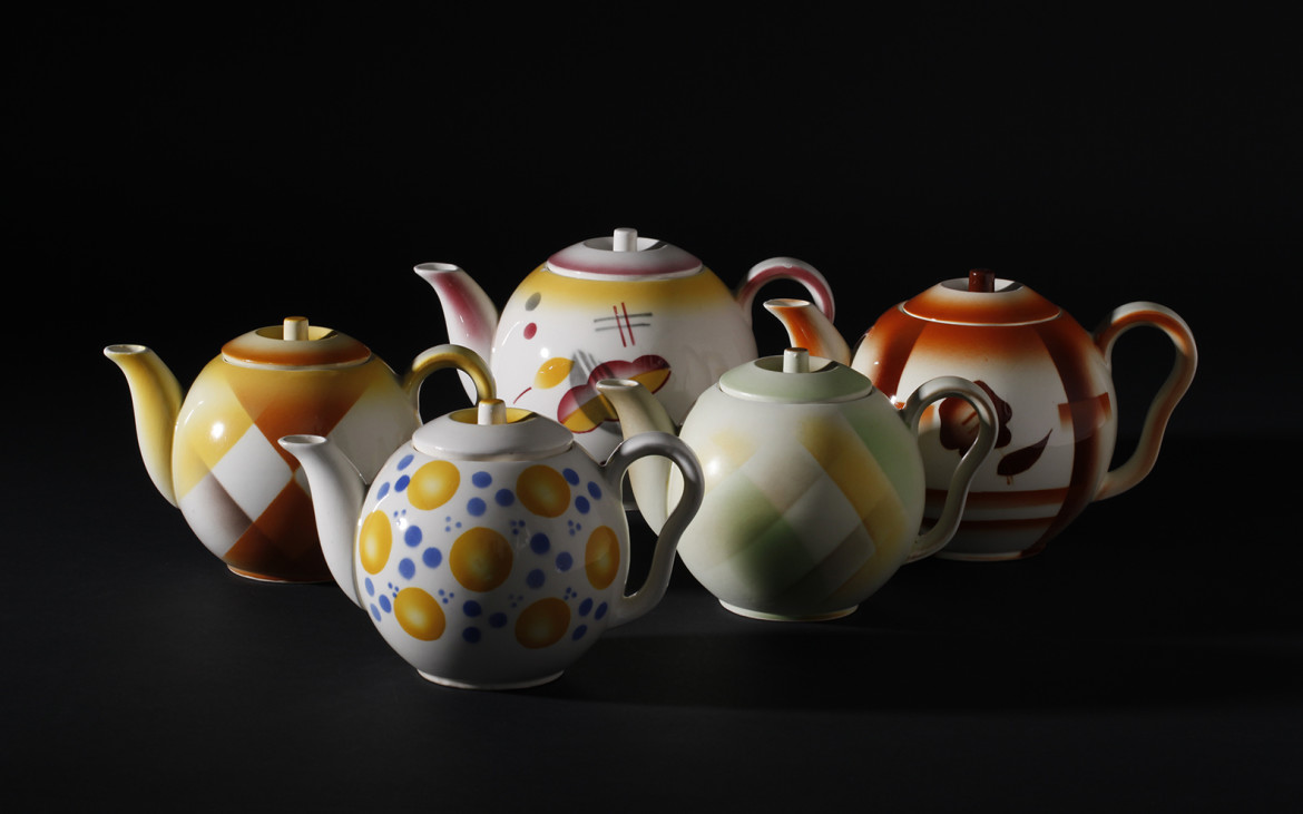 Tea Pots formt Carstens Germany 1931