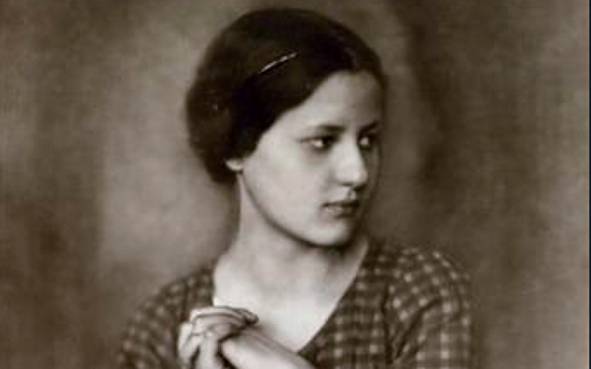 Eva Zeisel teenager young