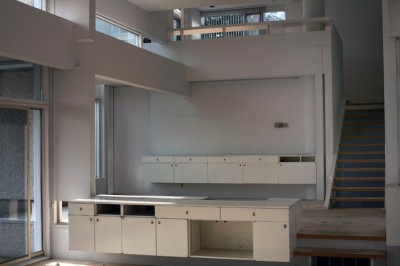 abandoned mid century modern house architecture ruins