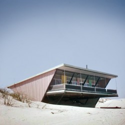summer house mid century cottage vacation modernism