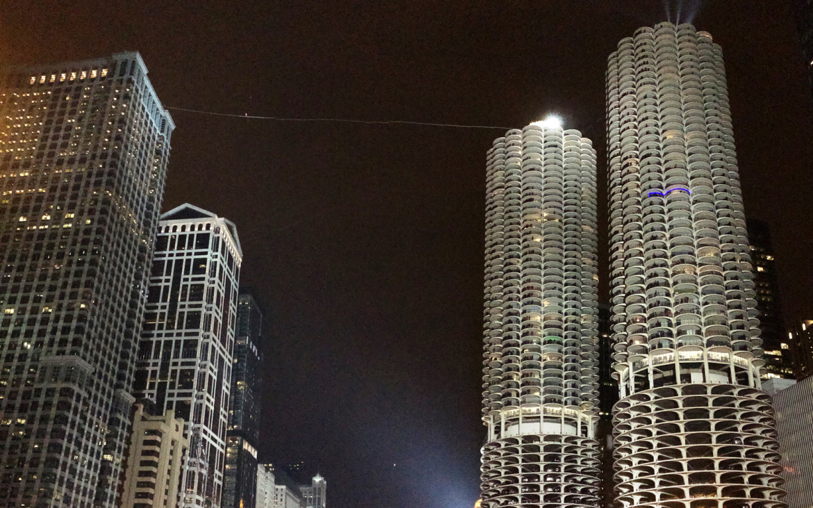 Marina City Bertrand Goldberg corncob chicago illinois landmark