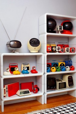 umbo shelving directional new york Kay Leroy ruggles space age plastic
