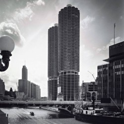 Marina City Bertrand Goldberg corncob chicago illinois landmark